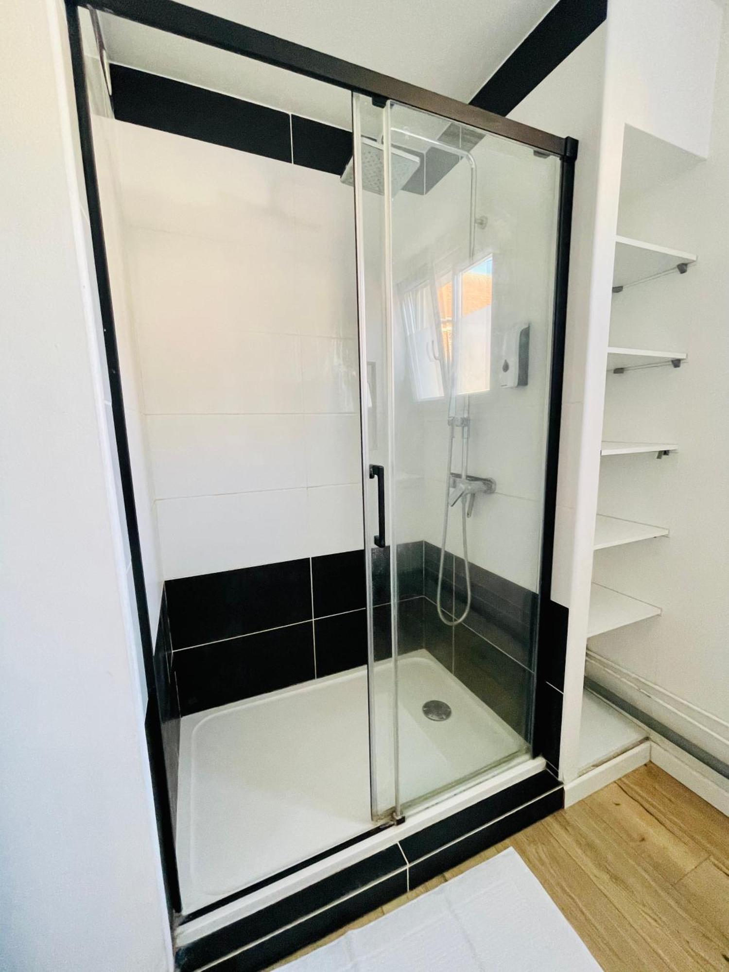 Apartment Grand T2 Au Rdc Hyper Centre Navette Et Sauna En Option Beauvais