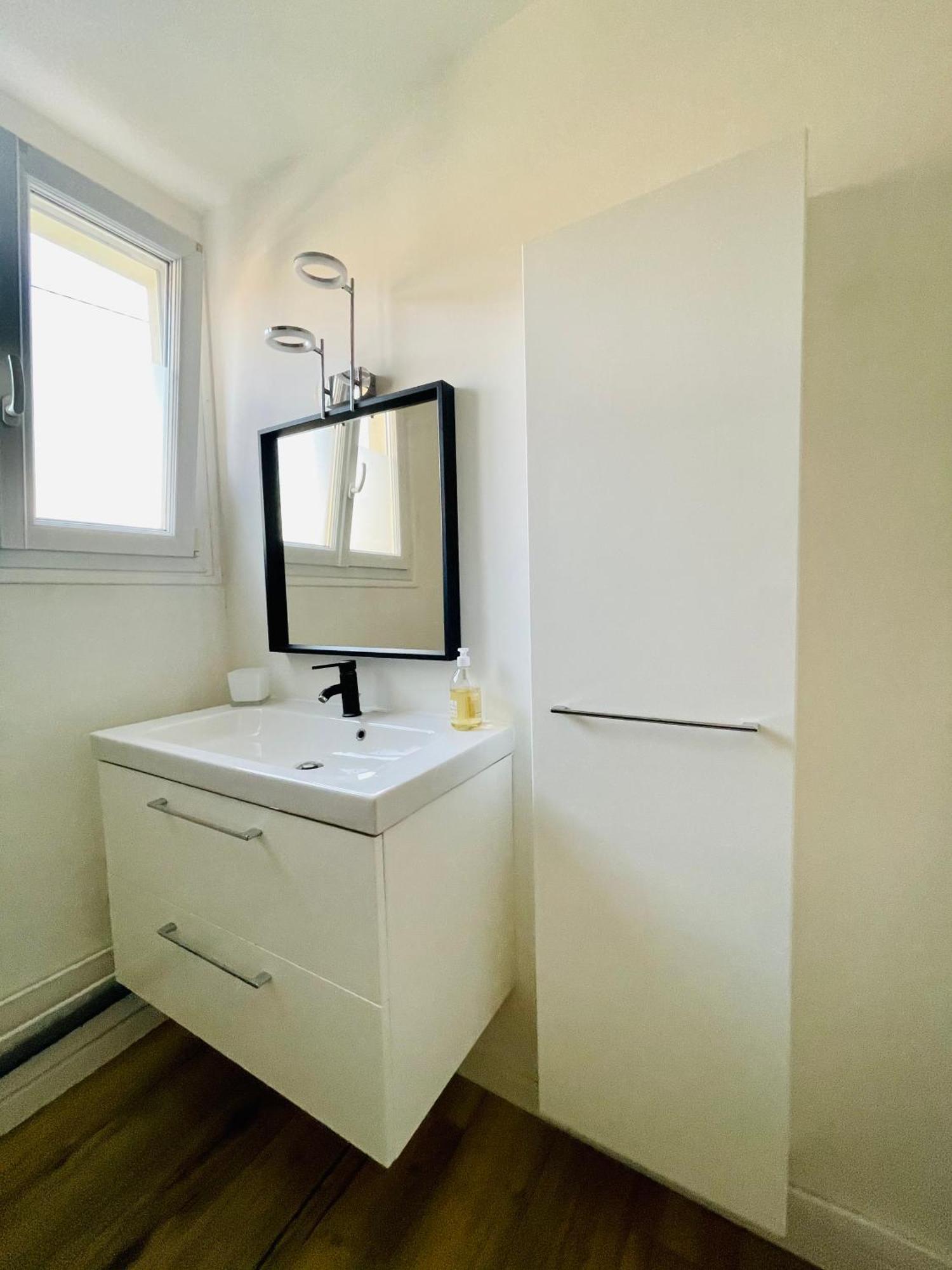 Grand T2 Au Rdc Hyper Centre Navette Et Sauna En Option Apartment Beauvais